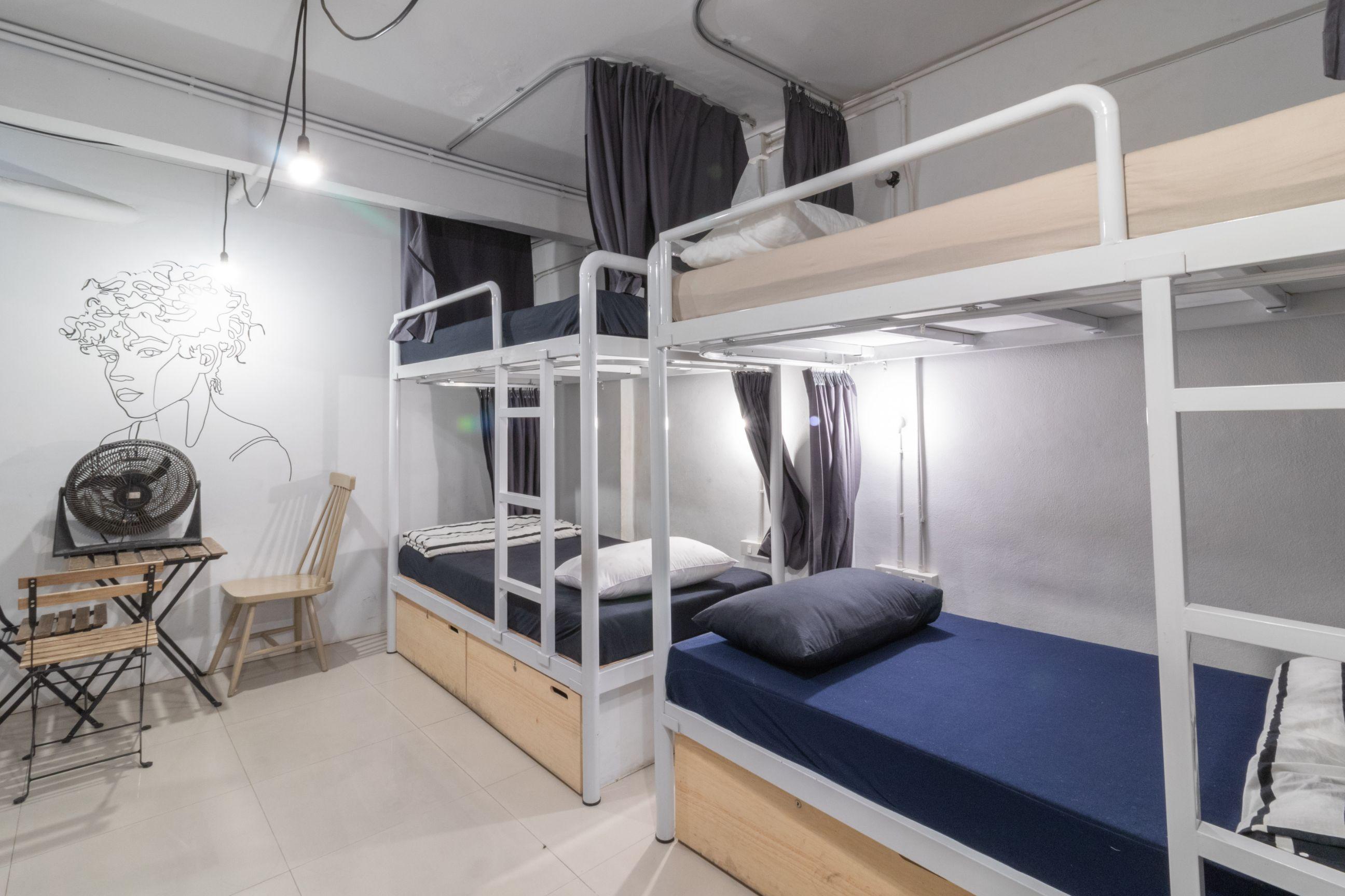 Beige Poshtels + Netflix Pansiyon Bangkok Dış mekan fotoğraf