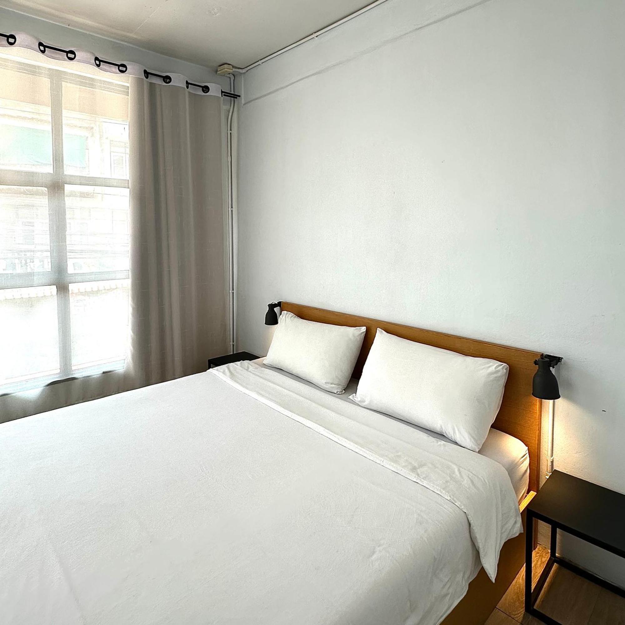 Beige Poshtels + Netflix Pansiyon Bangkok Dış mekan fotoğraf