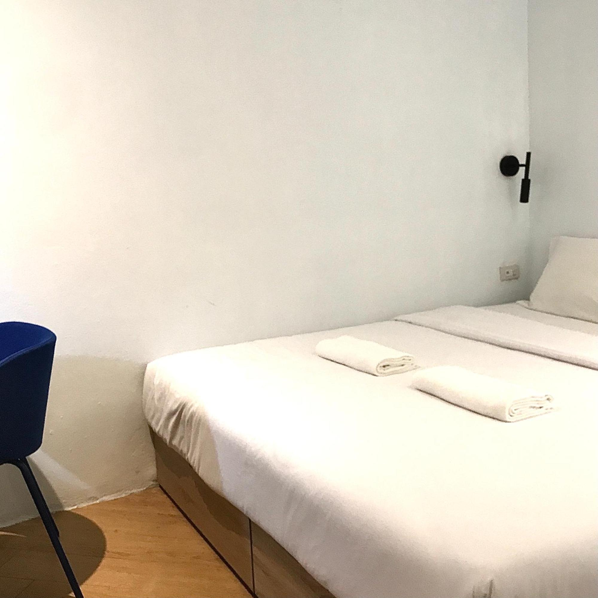 Beige Poshtels + Netflix Pansiyon Bangkok Dış mekan fotoğraf