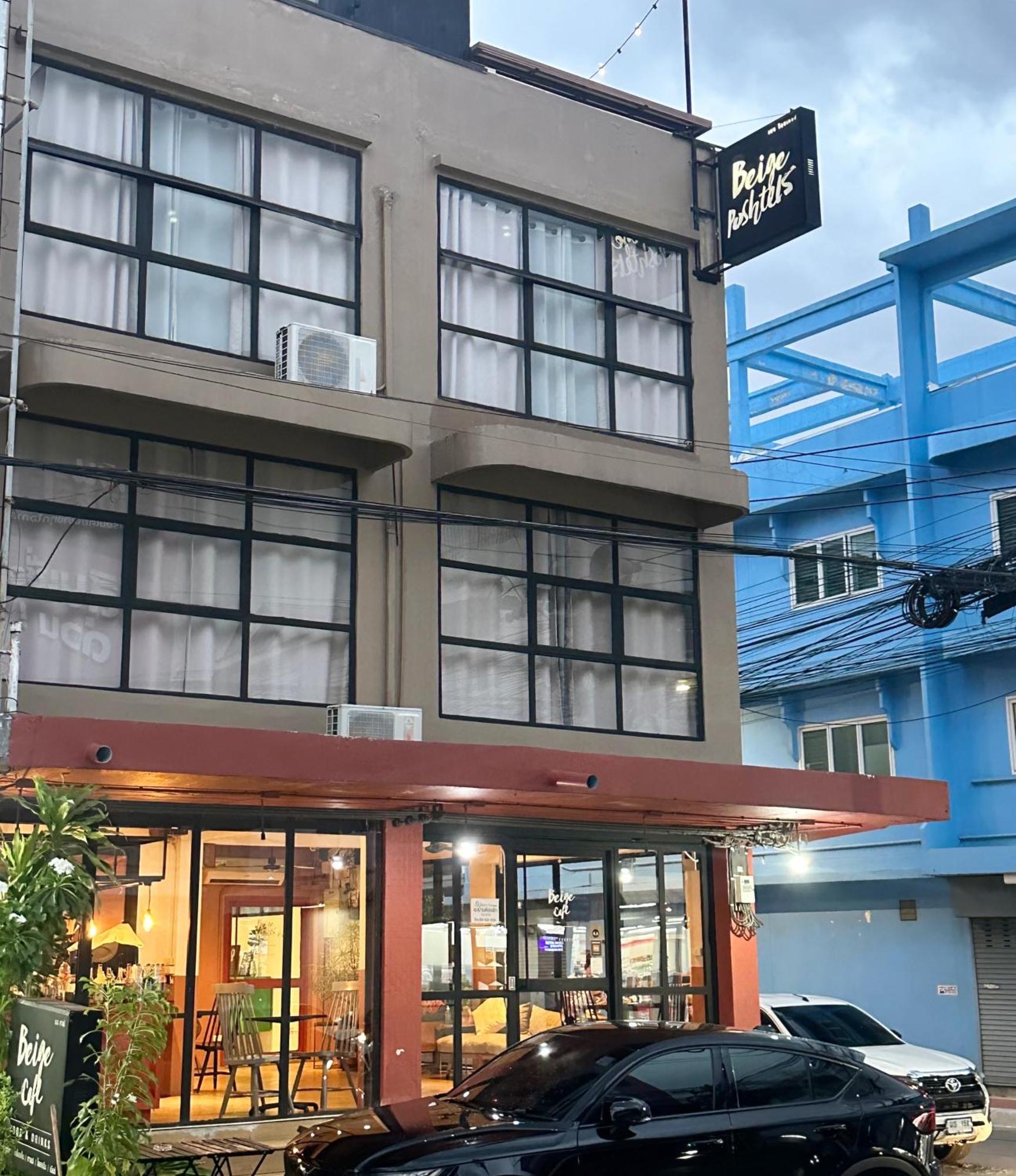 Beige Poshtels + Netflix Pansiyon Bangkok Dış mekan fotoğraf