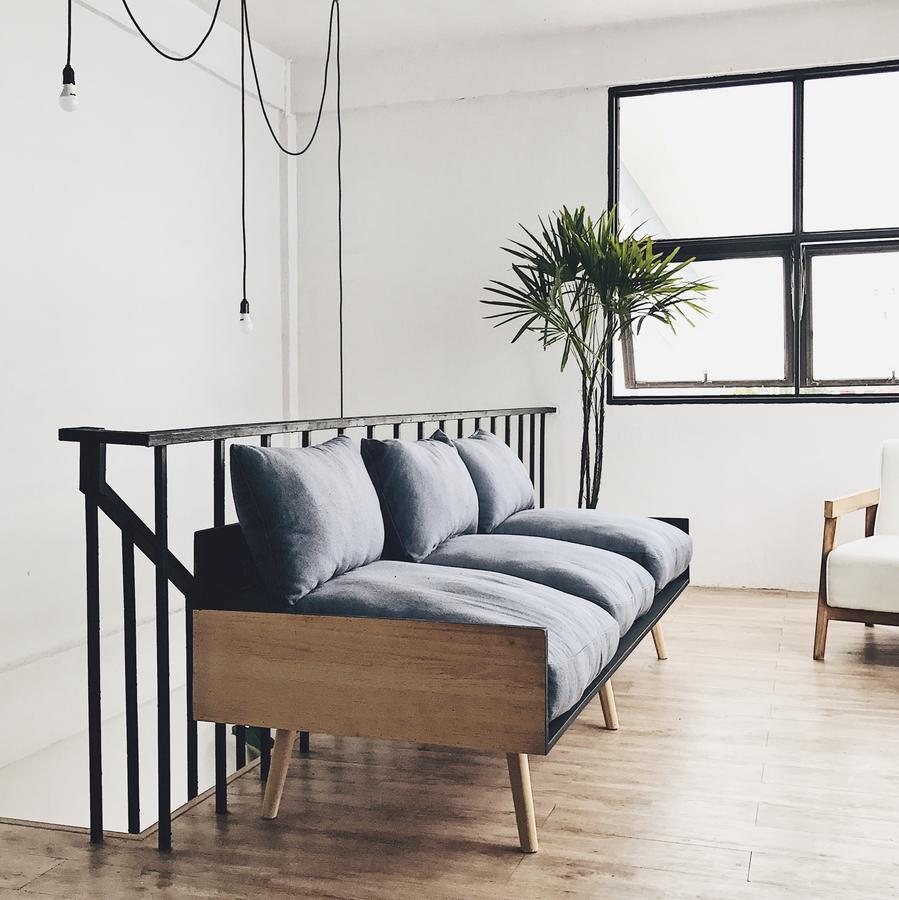 Beige Poshtels + Netflix Pansiyon Bangkok Dış mekan fotoğraf