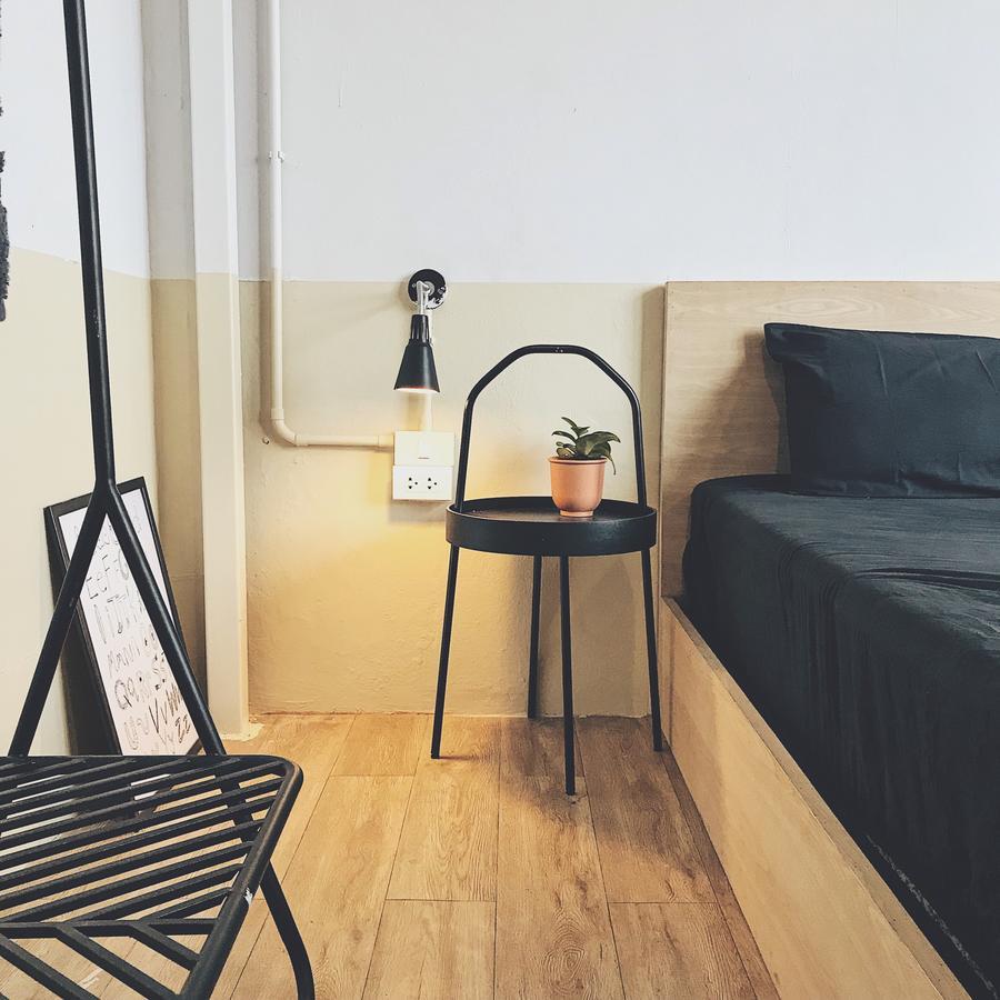 Beige Poshtels + Netflix Pansiyon Bangkok Dış mekan fotoğraf